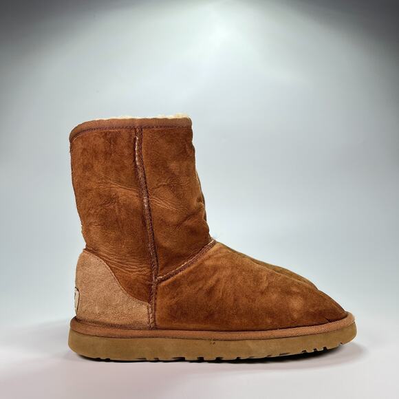 UGG Classic Short II Boot Chestnut Brown Suede Sheepskin 5825 Women’s Size 7 - Picture 1 of 10